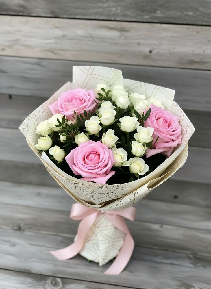 Букет цветов из: Розы в Истре
