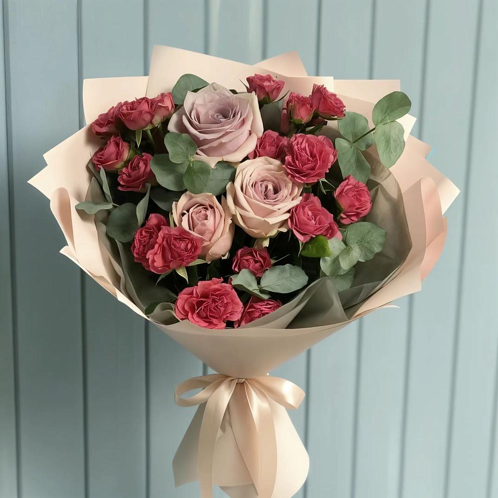 Букет цветов из: Гвоздики и Розы в Истре