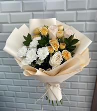 Букет цветов из:  Розы и Хризантемы в Истре