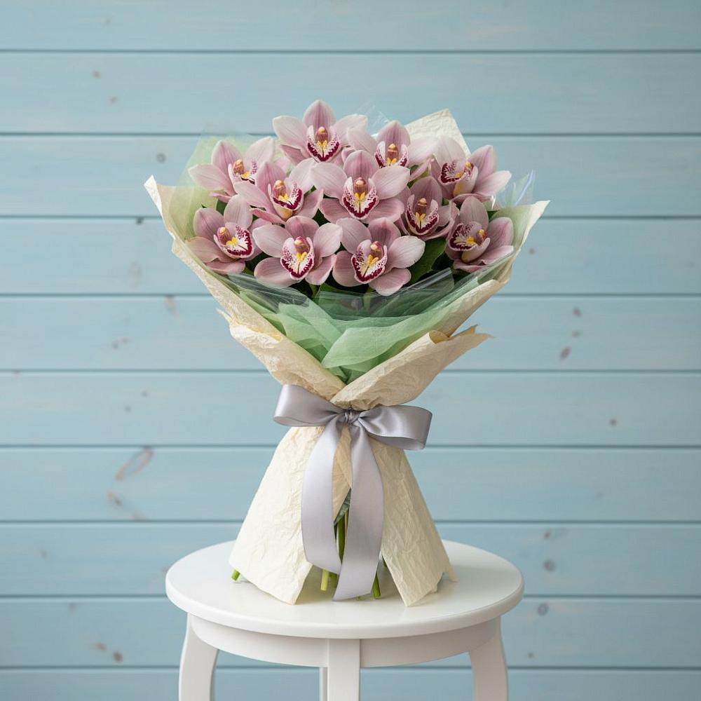 Букет цветов из: Орхидеи и Розы в Истре