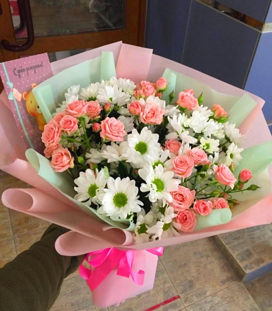 Букет цветов из: Розы и Хризантемы в Истре