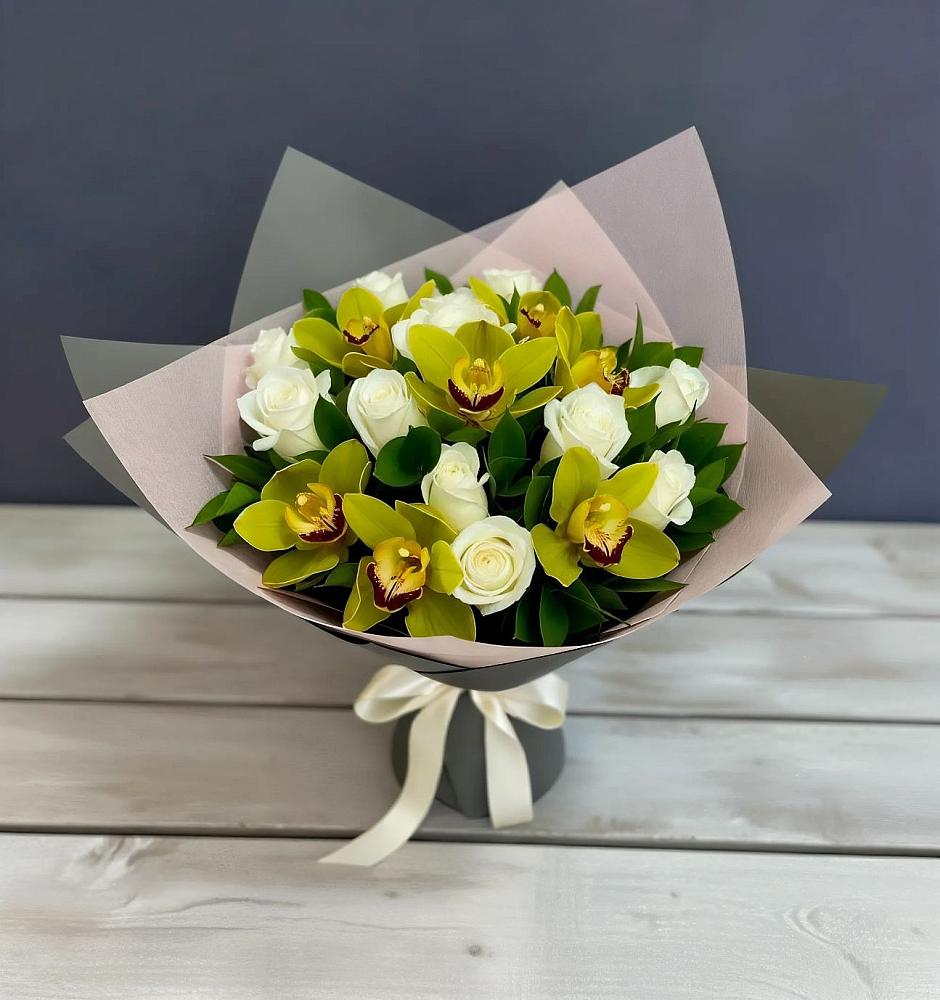 Букет цветов из: Орхидеи и Розы в Истре