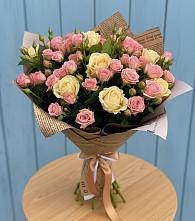 Букет цветов из:  Розы в Истре