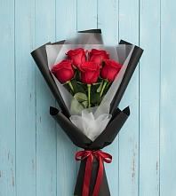 Букет цветов из:  Розы в Истре