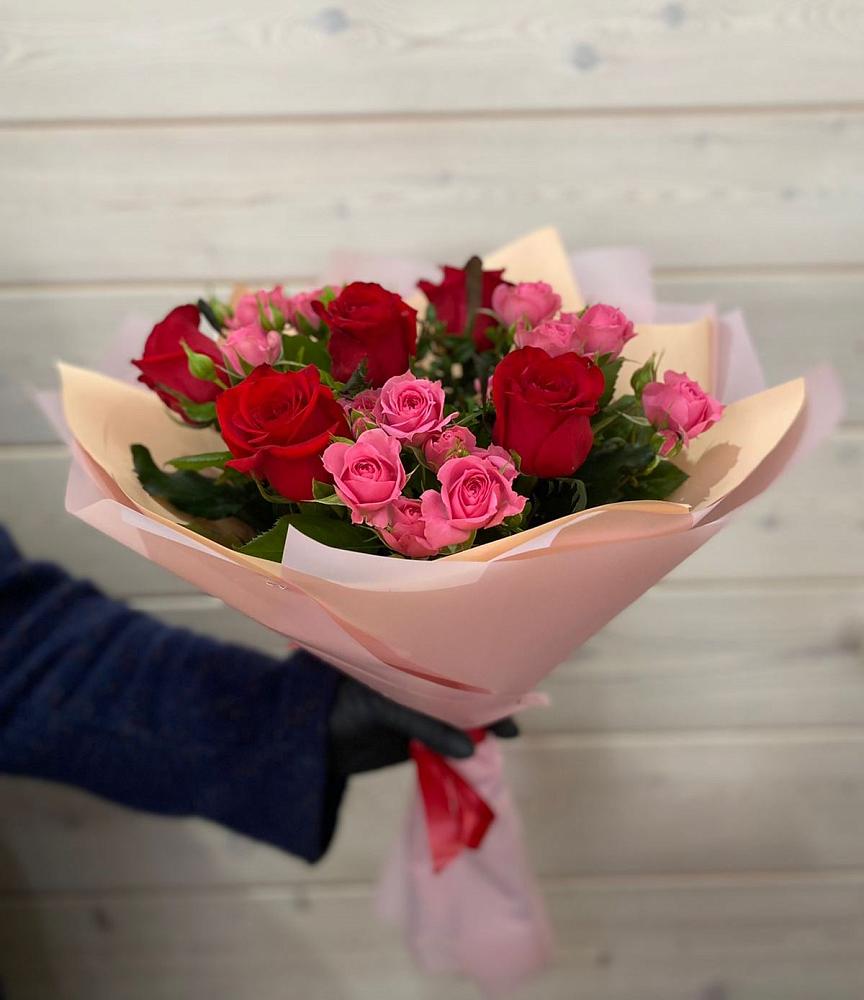 Букет цветов из: Розы в Истре