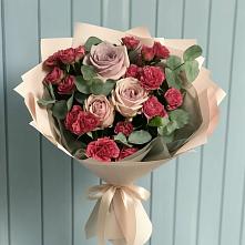 Букет цветов из:  Гвоздики и Розы #REPLACE_PRED# Истре